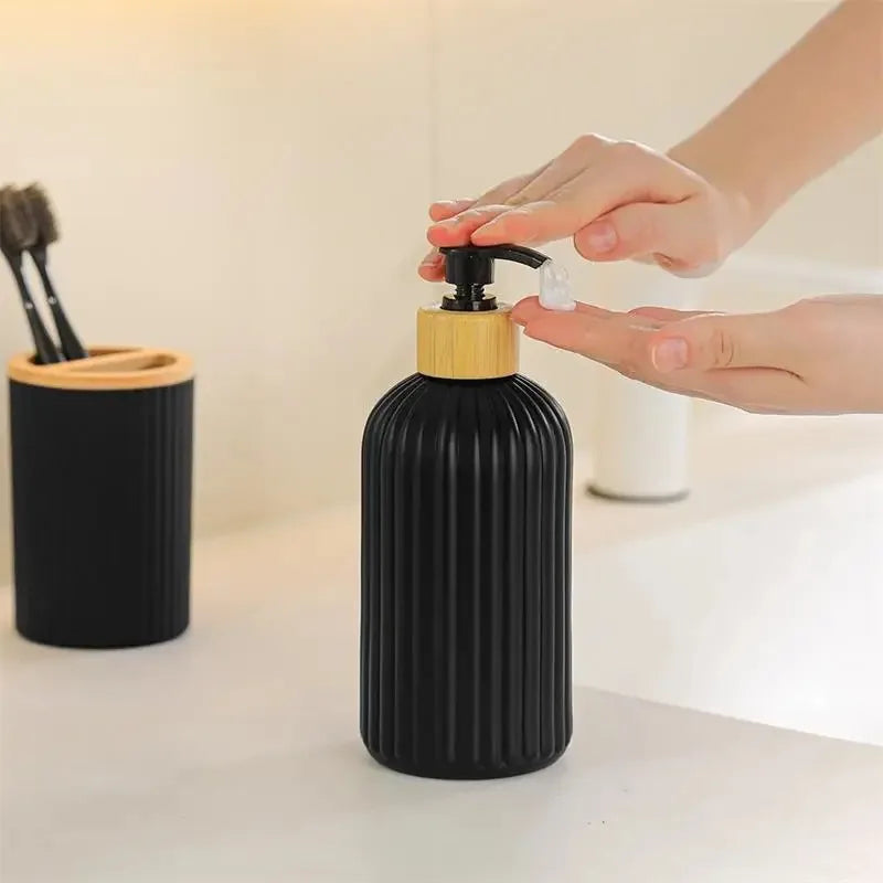 Trendy Bathroom Glass Toiletries Set: Large-Capacity Hand Soap Bottle and Hotel Bathroom Travel-Size Set