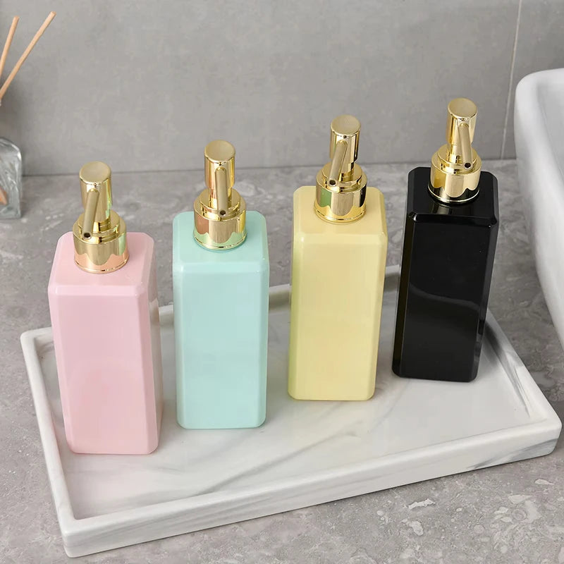 250ml Liquid Soap Dispenser Refillable Pump Bottle Square Bathroom Accessory Shampoo Conditioner Container Beauty Salon