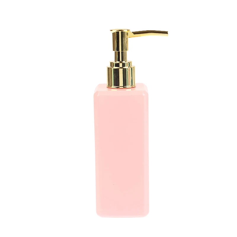 250ml Liquid Soap Dispenser Refillable Pump Bottle Square Bathroom Accessory Shampoo Conditioner Container Beauty Salon
